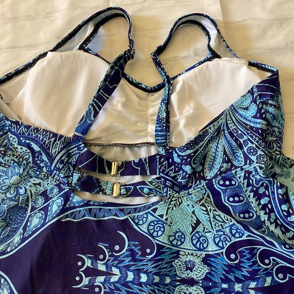 TANKiNI SWIM TOP ( Size: 4XL) ( Color: Multi - Blue Foral) - Picture 7 of 7